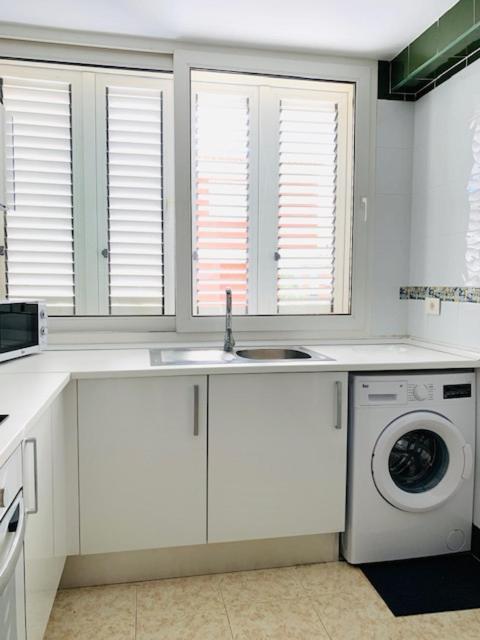 Apartamentos Playa Centro Benicàssim Εξωτερικό φωτογραφία